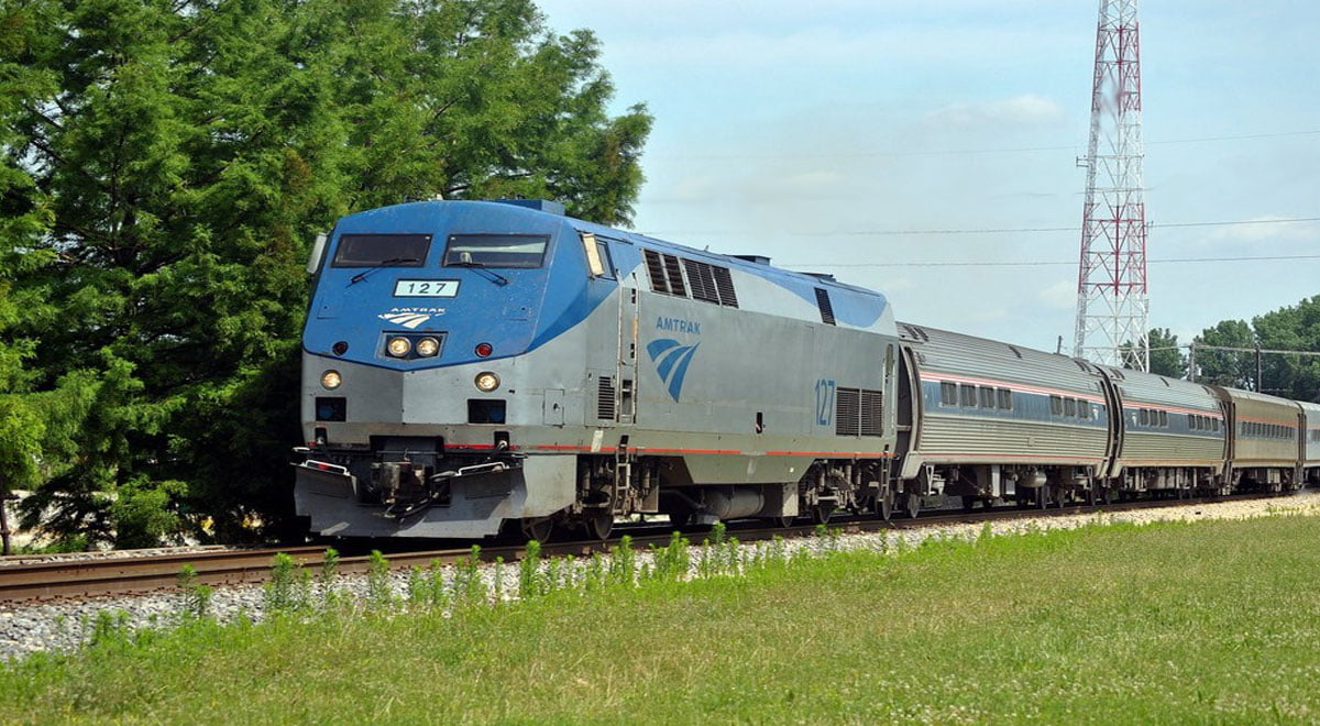 Amtrak ILLINI Train