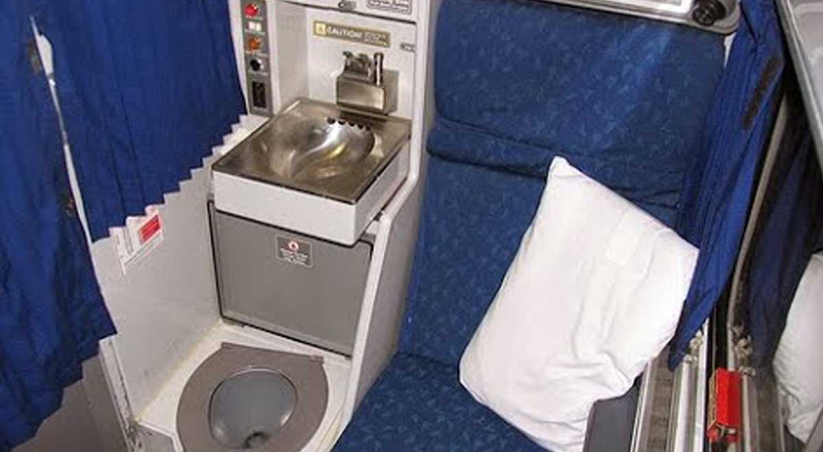 Amtrak Sleeper Car Bathroom